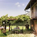 Cascina Facelli - Luxury Nocleg ze śniadaniem