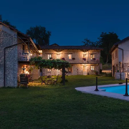 Bed & Breakfast Cascina Facelli - Luxury