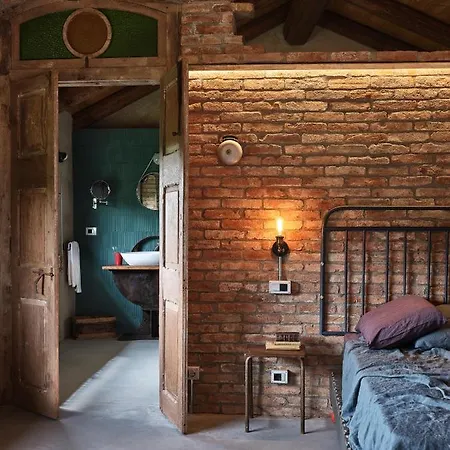 Cascina Facelli - Luxury Bed & Breakfast