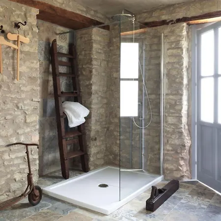 Cascina Facelli - Luxury Bed & Breakfast