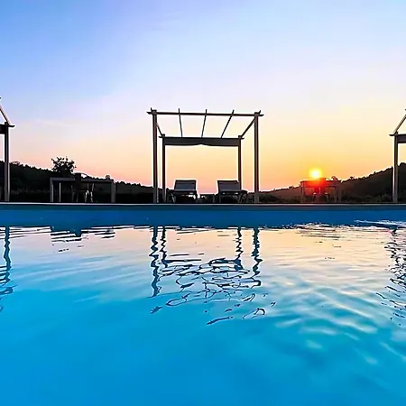 فندق مبيت وإفطار Cascina Facelli - Luxury 4*
