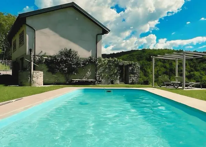 Cascina Facelli - Luxury Bossolasco